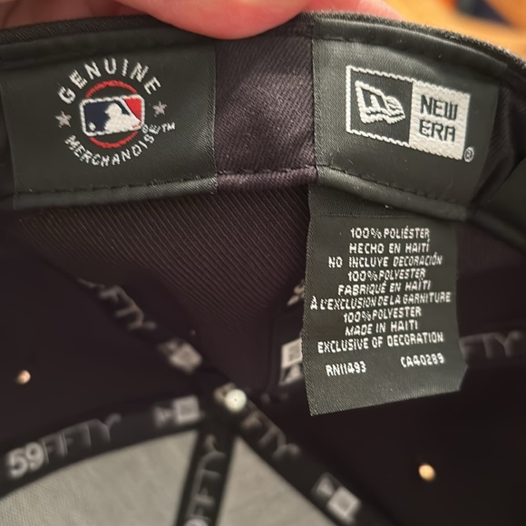 NY Yankees custom fit baseball cap - Picture 6 of 8